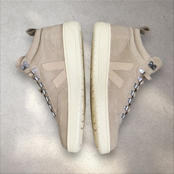 NEW VEJA RORAIMA SUEDE DUNE ALMOND Sz 9.5 - Picture 8 of 16